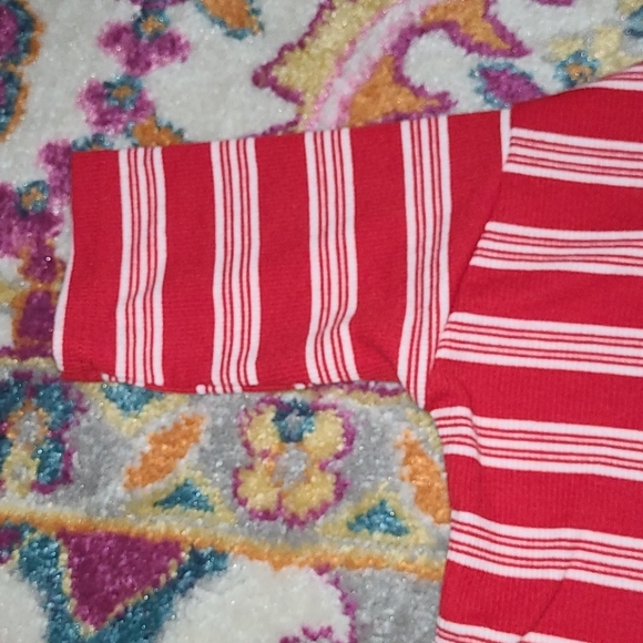 LulaRoe Red Stripped Shirt - Picture 4 of 6